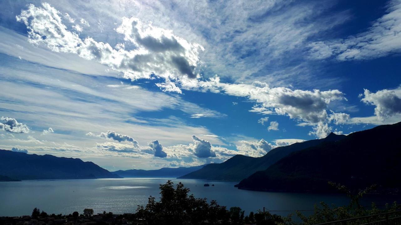 Sole & Lago-Lake Maccagno Exterior foto