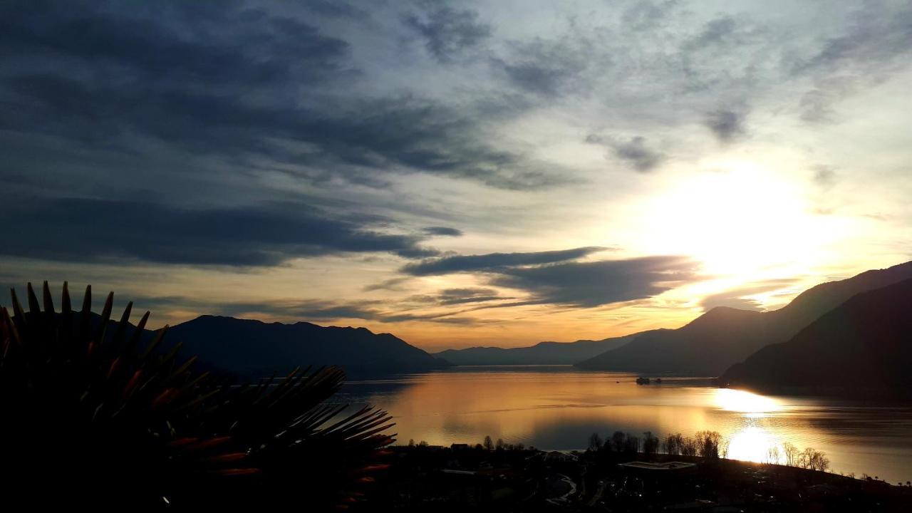 Sole & Lago-Lake Maccagno Exterior foto